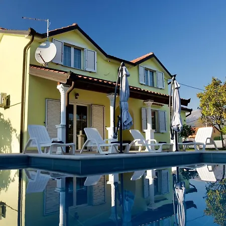 Villa Relax House Nizic à Drazice Extérieur photo