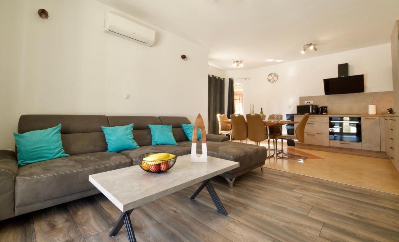 Villa Relax House Nizic Drazice